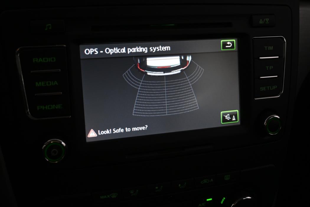 SKODA Yeti 2015