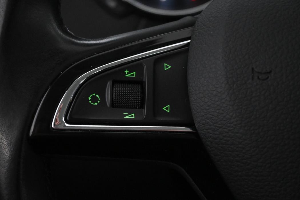 SKODA Yeti 2015