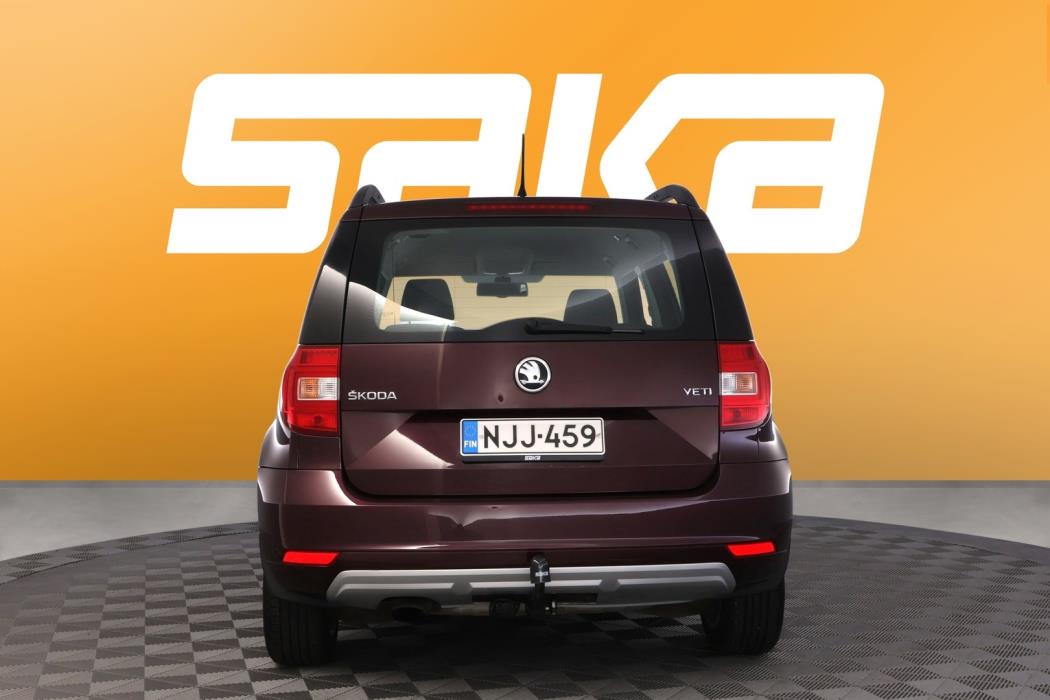 SKODA Yeti 2015