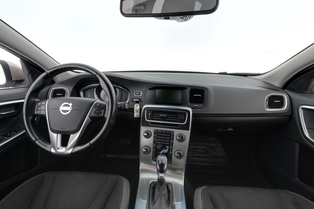 VOLVO V60 2014
