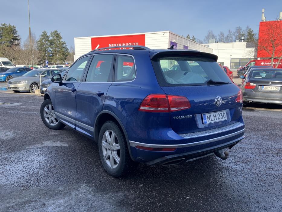 VOLKSWAGEN Touareg 2017