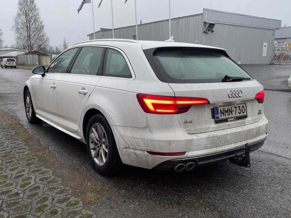 AUDI A4 2017