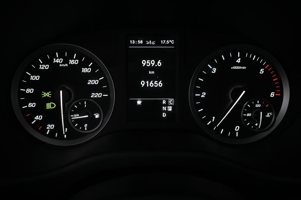 MERCEDES-BENZ Vito 2021