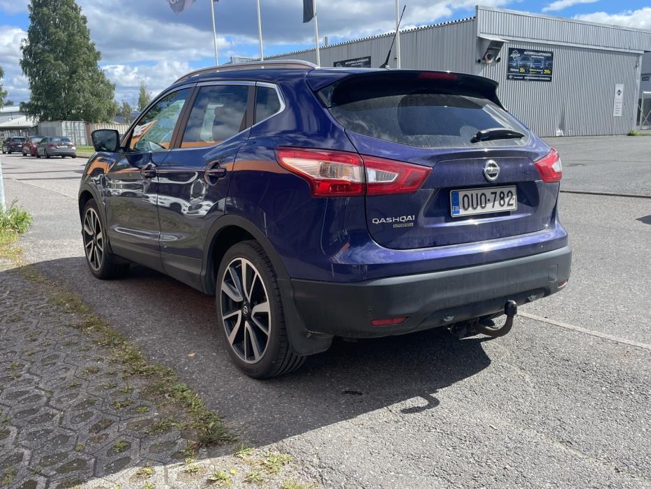 NISSAN Qashqai 2015