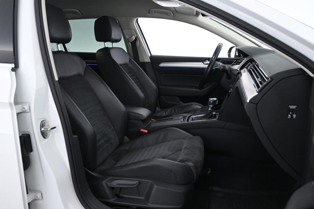 VOLKSWAGEN Passat 2017