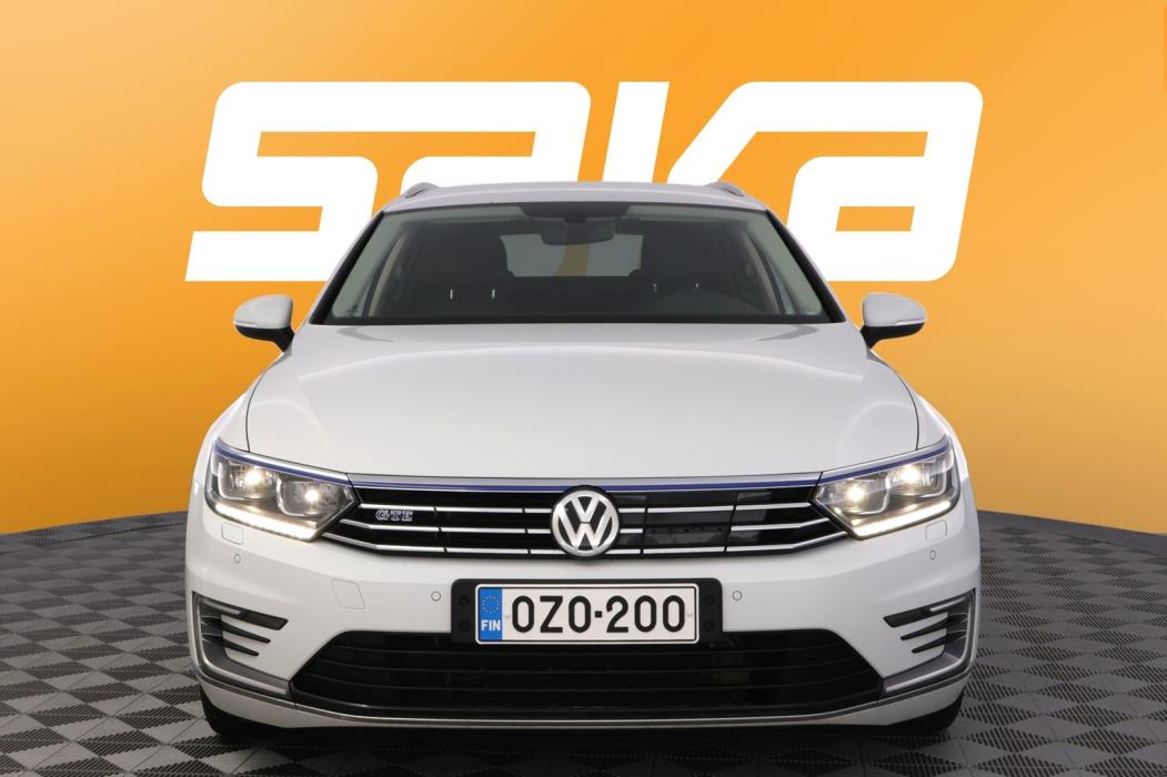 VOLKSWAGEN Passat 2017