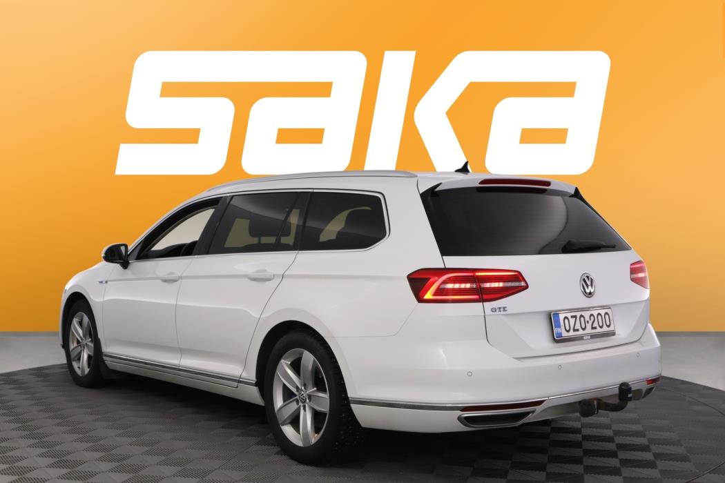 VOLKSWAGEN Passat 2017