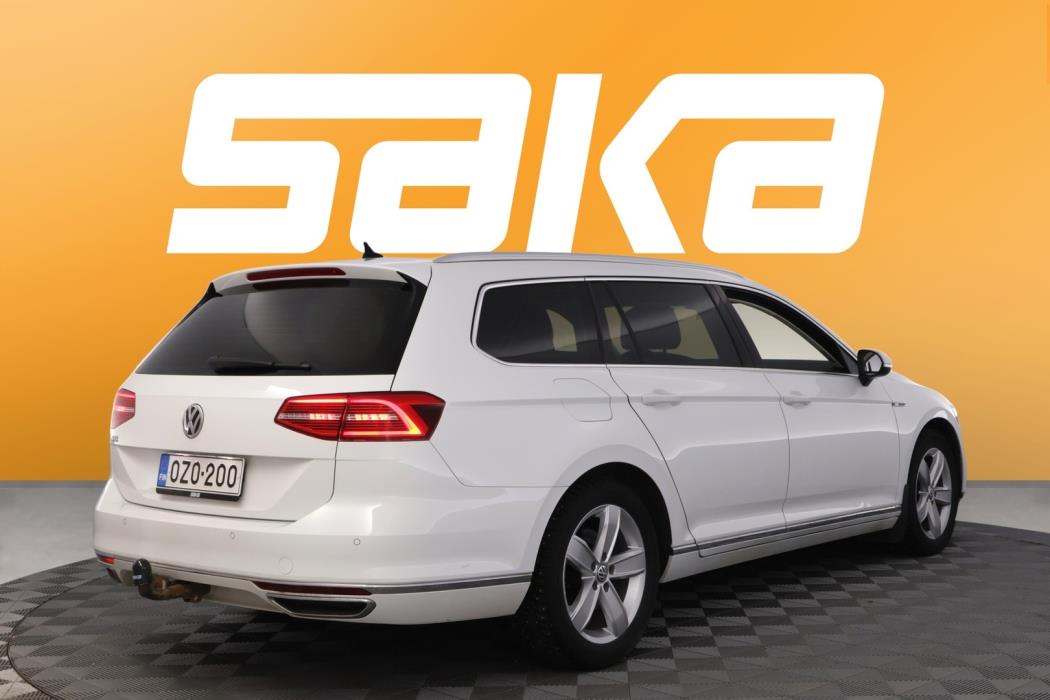 VOLKSWAGEN Passat 2017