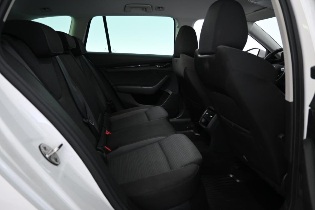 SKODA Octavia 2021