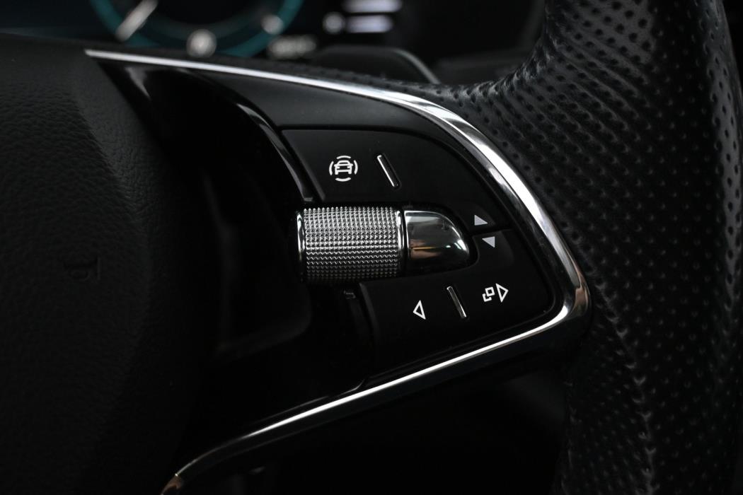 SKODA Octavia 2021