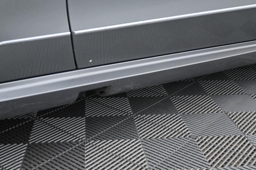 MERCEDES-BENZ E 2010
