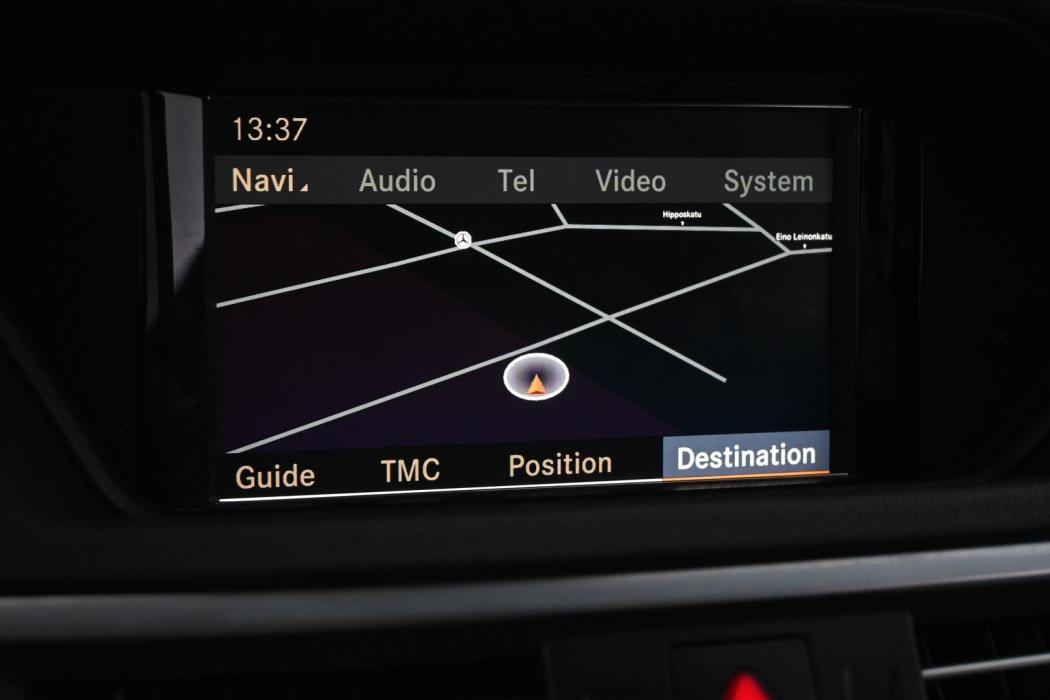 MERCEDES-BENZ E 2010
