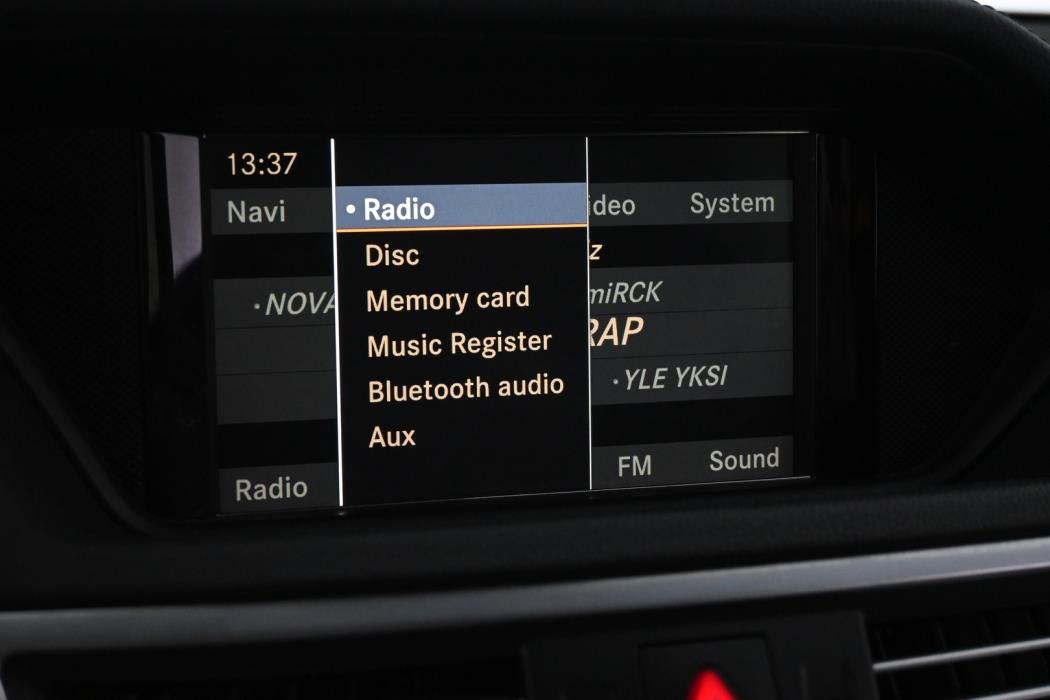 MERCEDES-BENZ E 2010