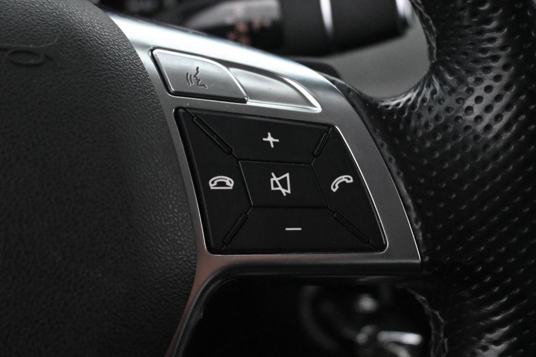 MERCEDES-BENZ ML 2012