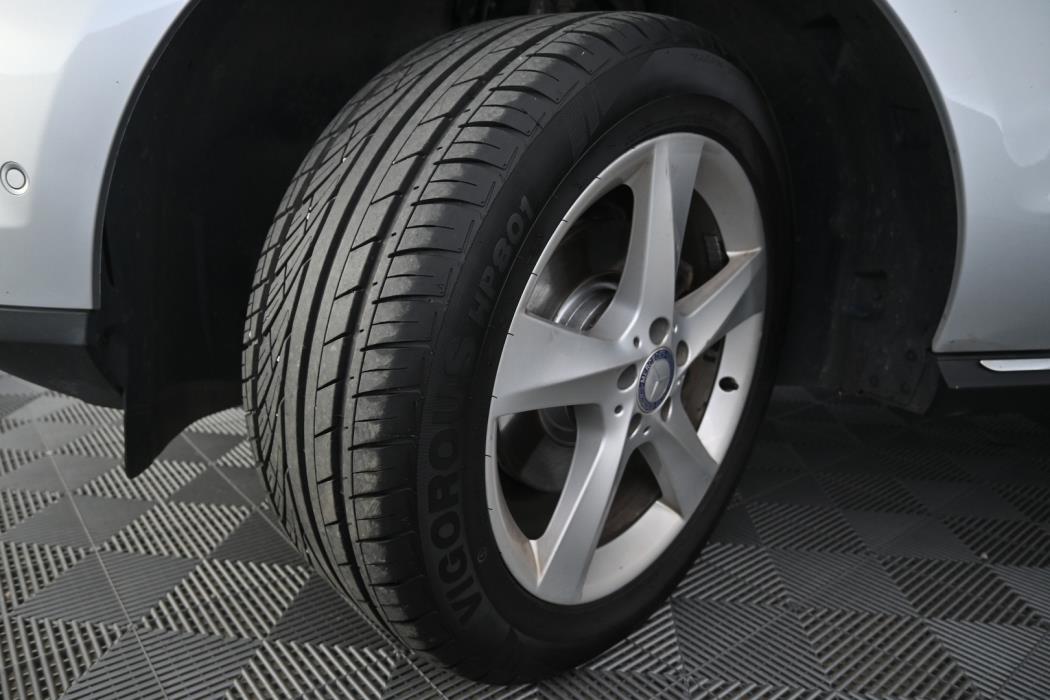 MERCEDES-BENZ ML 2012