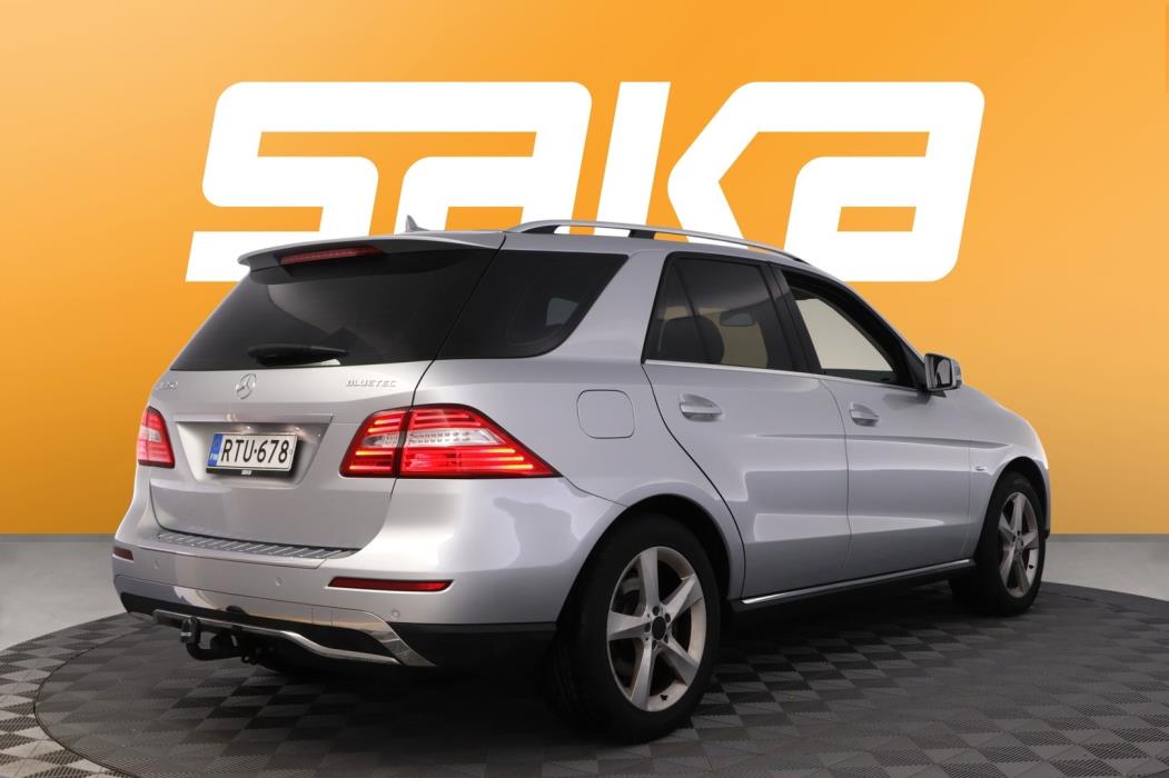 MERCEDES-BENZ ML 2012