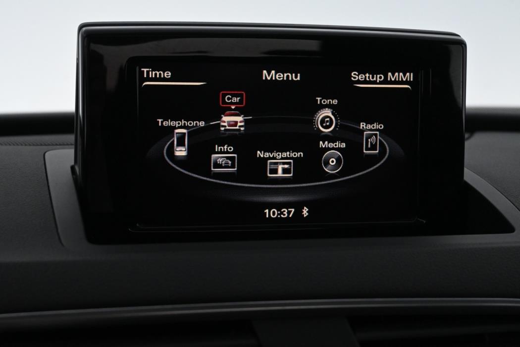 AUDI Q3 2012