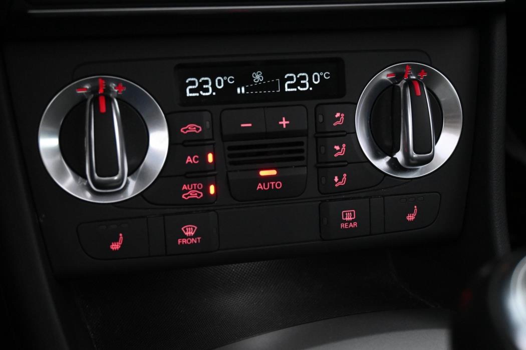 AUDI Q3 2012