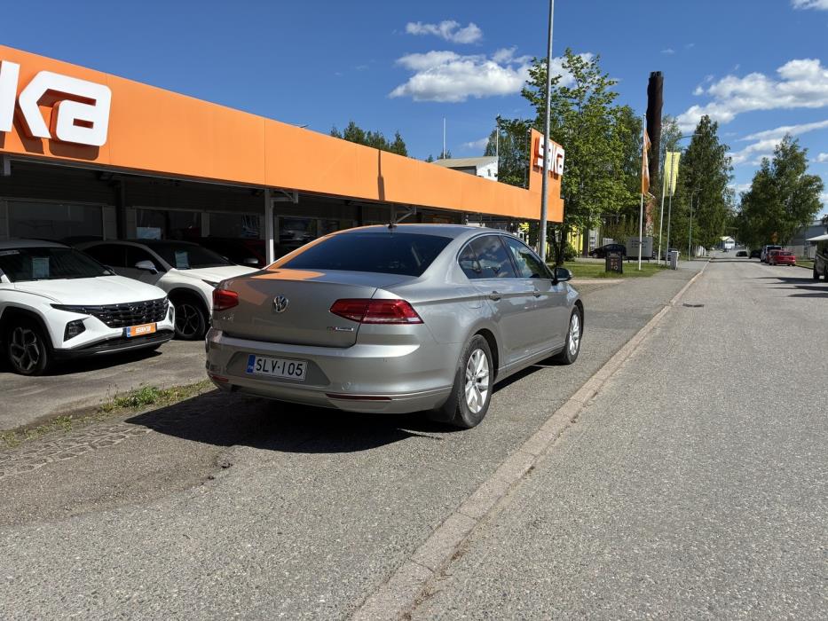 VOLKSWAGEN Passat 2016