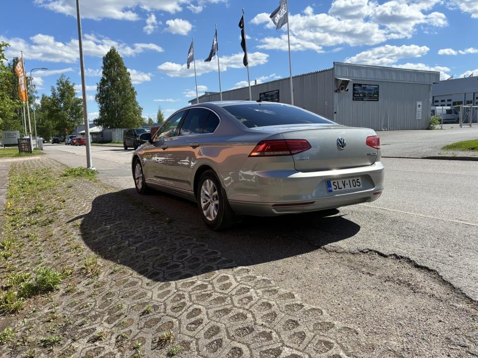 VOLKSWAGEN Passat 2016