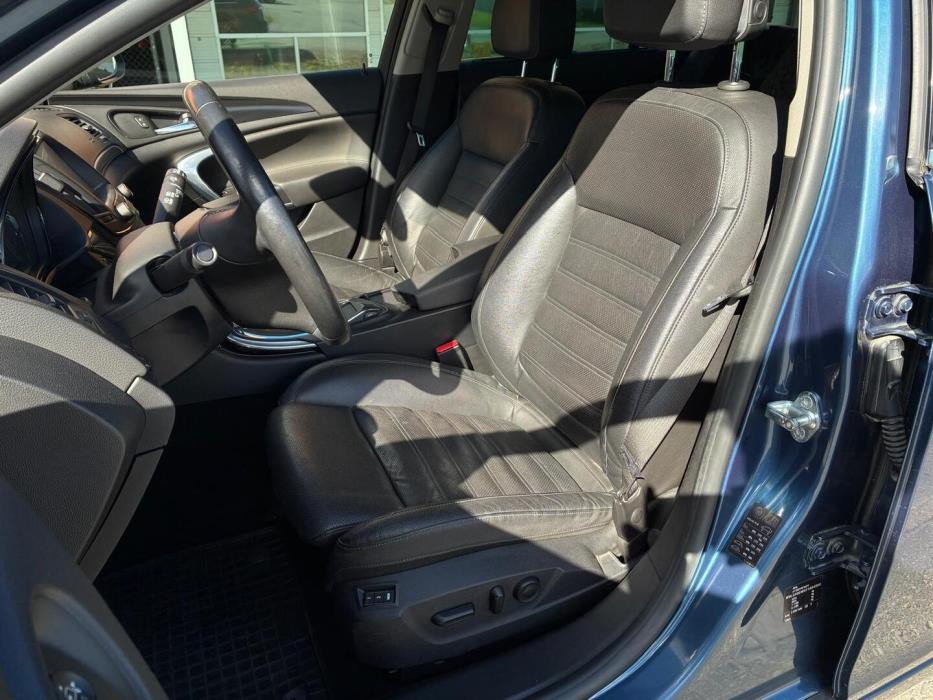 OPEL Insignia 2015