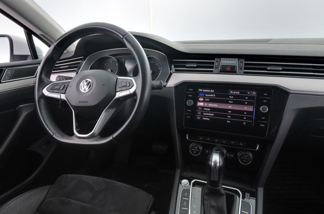 VOLKSWAGEN Passat 2020