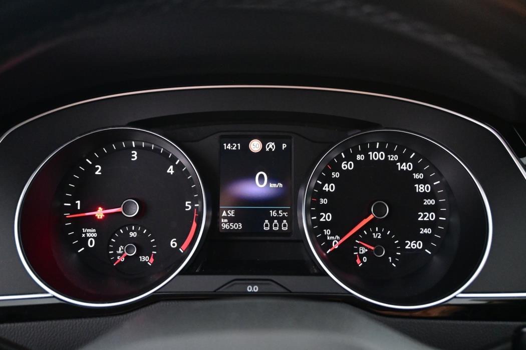 VOLKSWAGEN Passat 2020