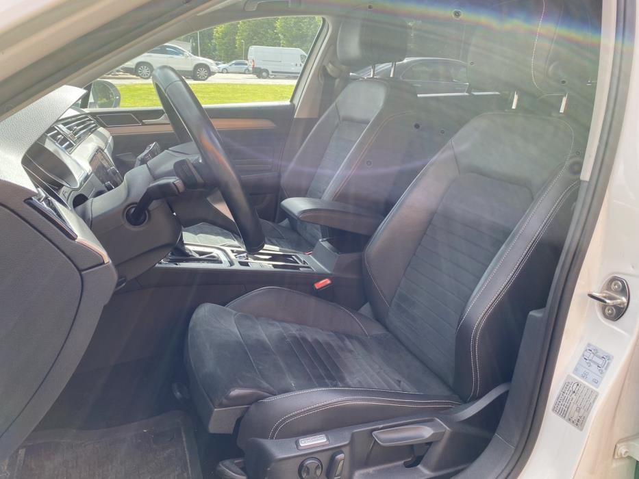 VOLKSWAGEN Passat 2020