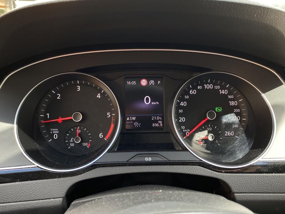 VOLKSWAGEN Passat 2020