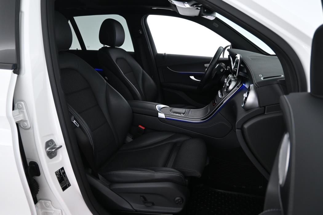 MERCEDES-BENZ GLC 2020