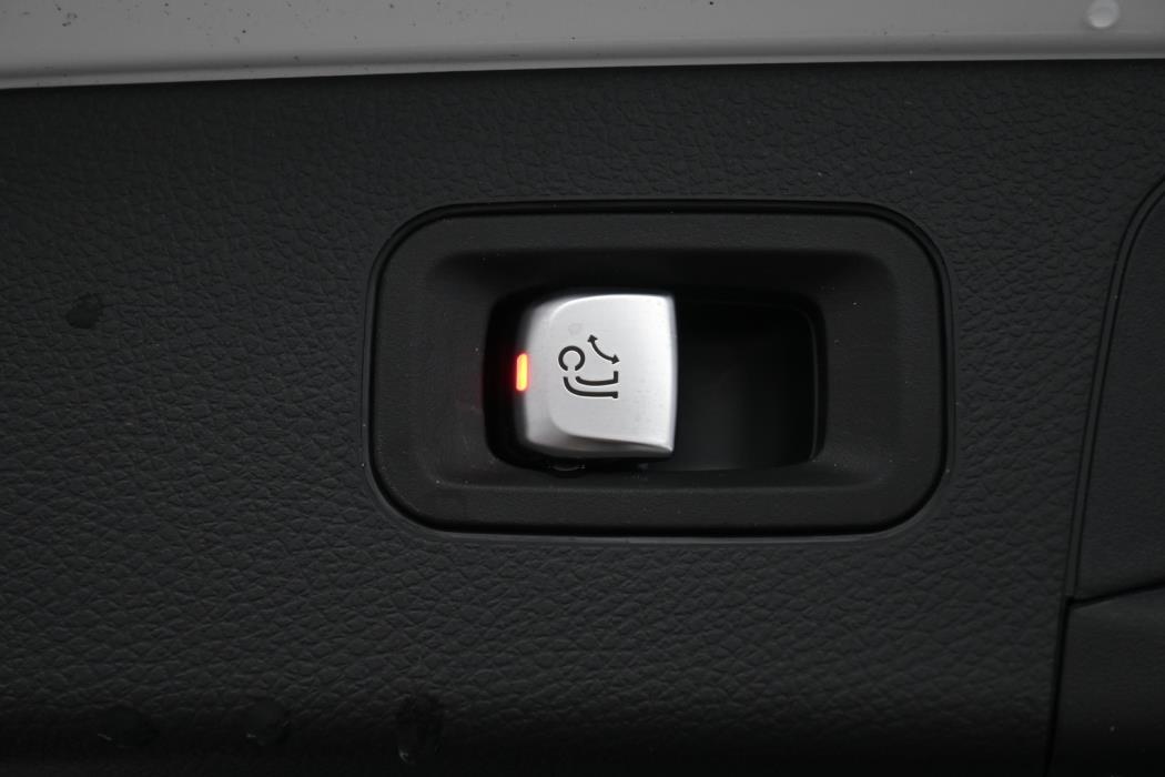 MERCEDES-BENZ GLC 2020