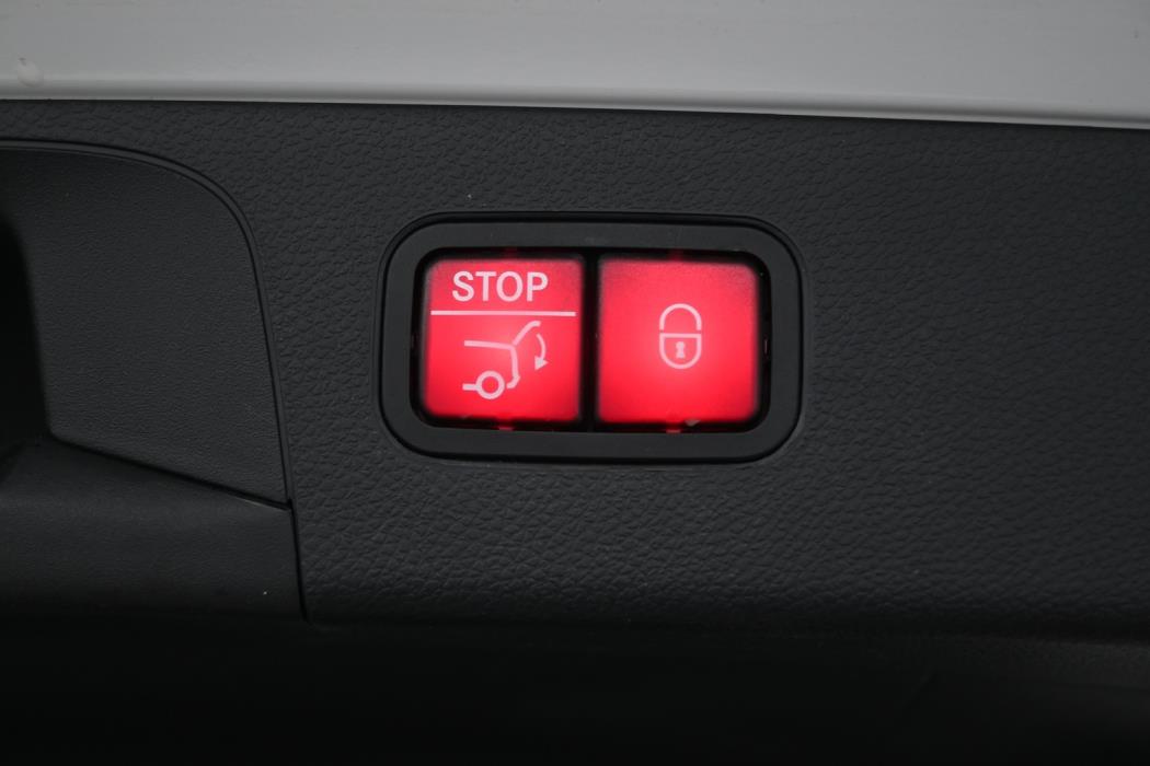 MERCEDES-BENZ GLC 2020