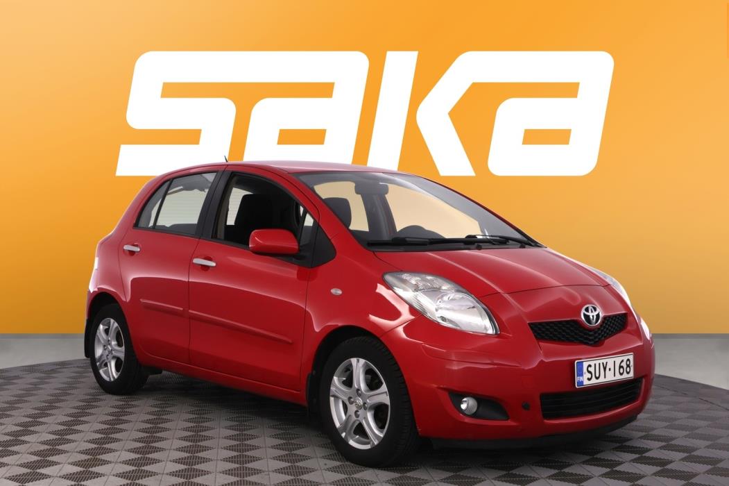 TOYOTA Yaris 2010