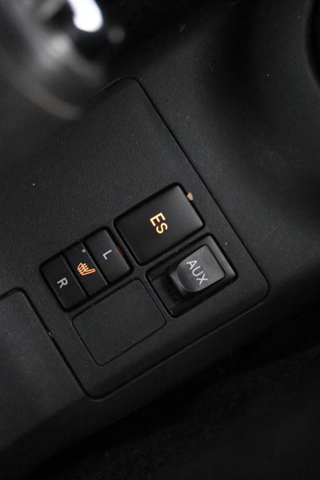 TOYOTA Yaris 2010