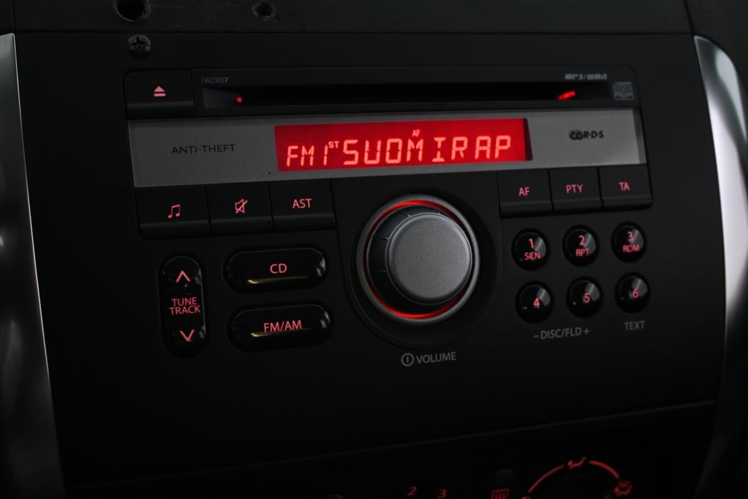 SUZUKI SX4 2013