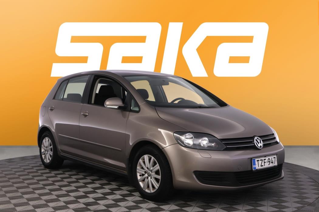 VOLKSWAGEN Golf Plus 2012
