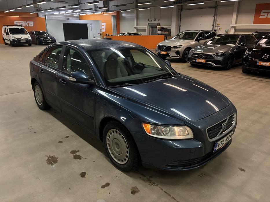 VOLVO S40 2010