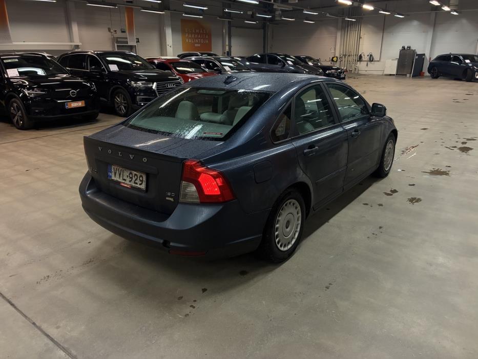 VOLVO S40 2010