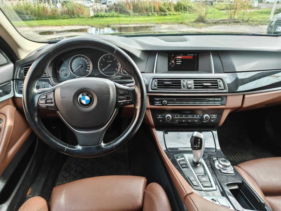 BMW 520 2015