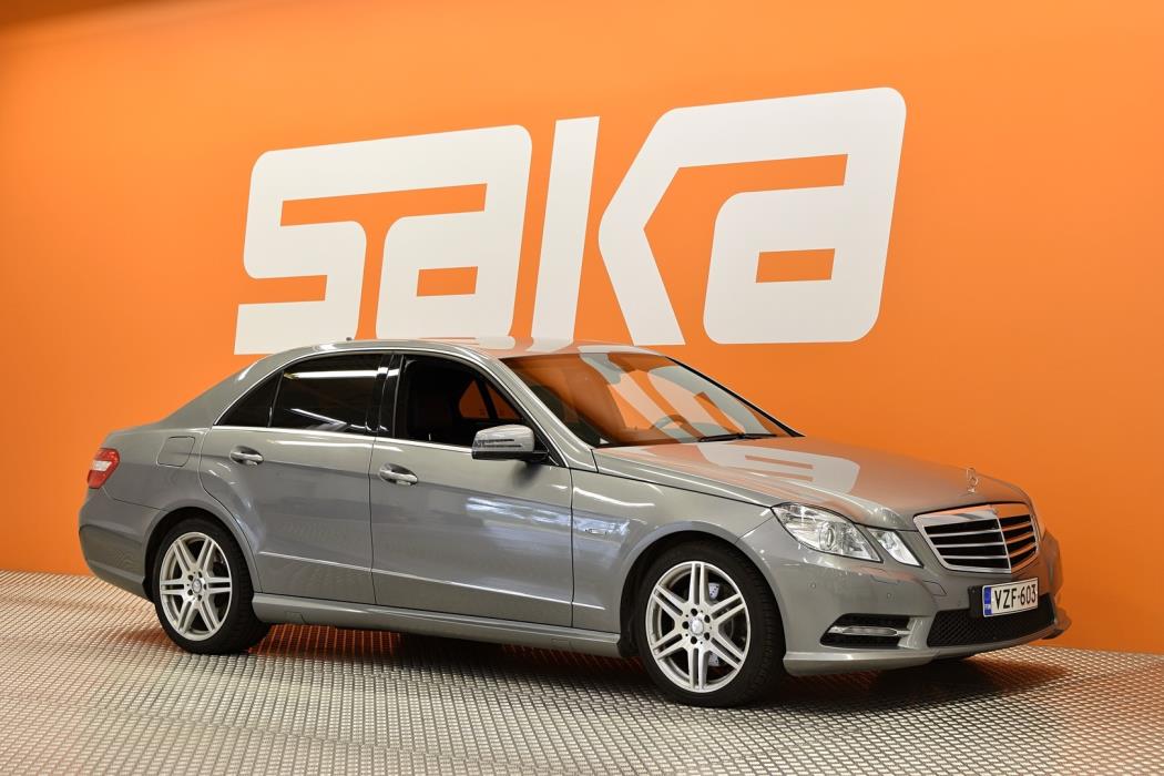 MERCEDES-BENZ E 2012