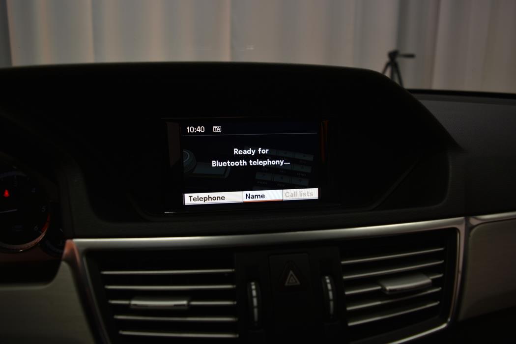 MERCEDES-BENZ E 2012