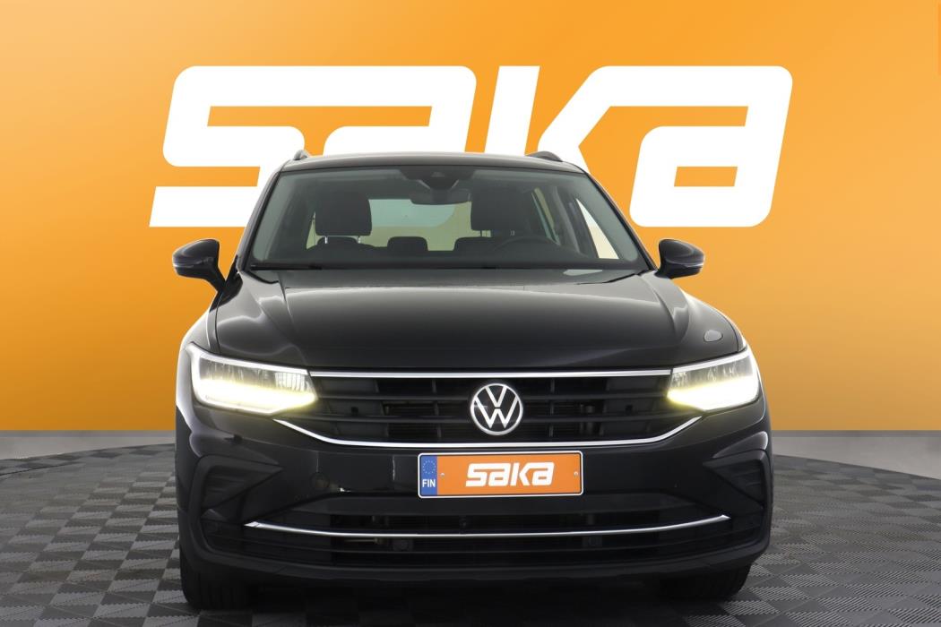 VOLKSWAGEN Tiguan 2021