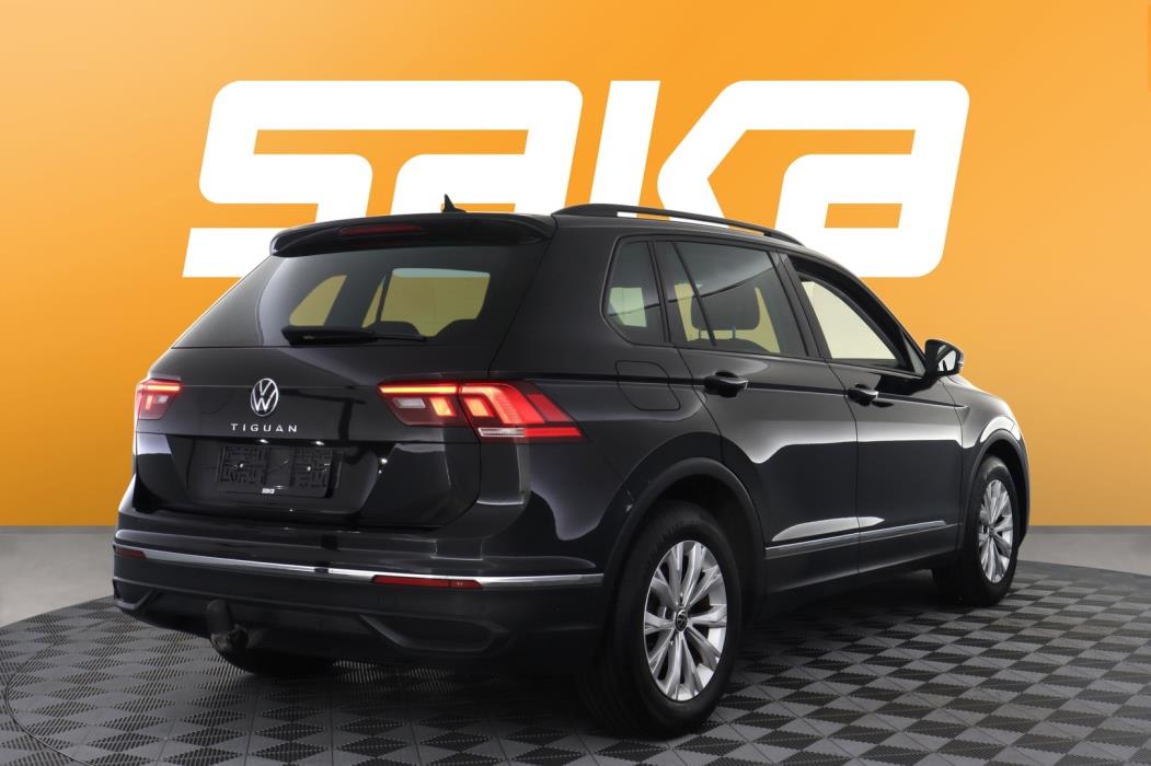 VOLKSWAGEN Tiguan 2021