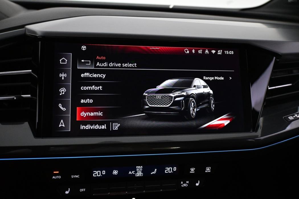 AUDI Q4 e-tron 2025