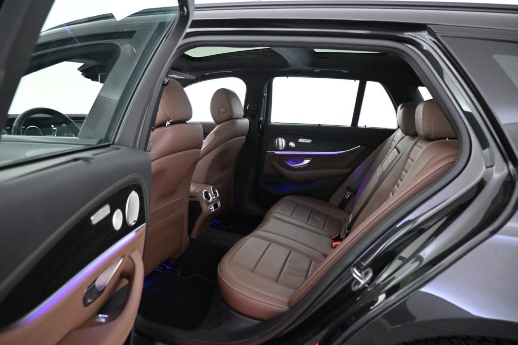 MERCEDES-BENZ E 2022