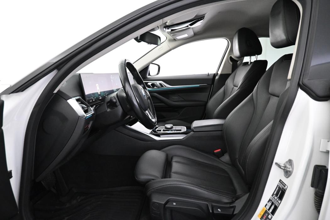 BMW i4 2024