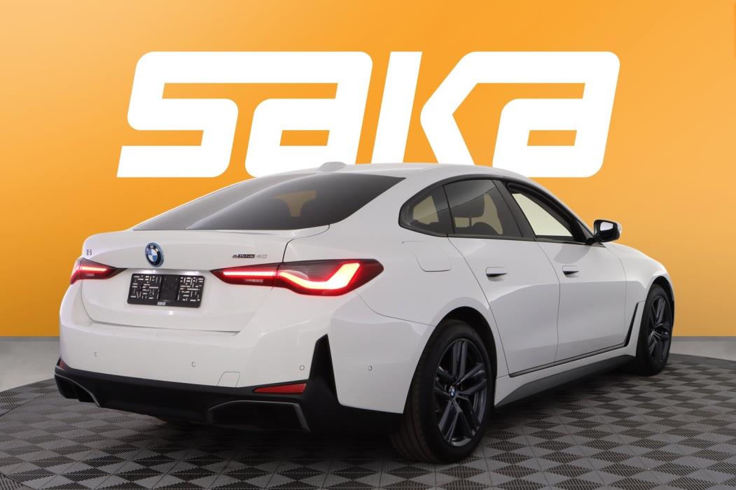 BMW i4 2024