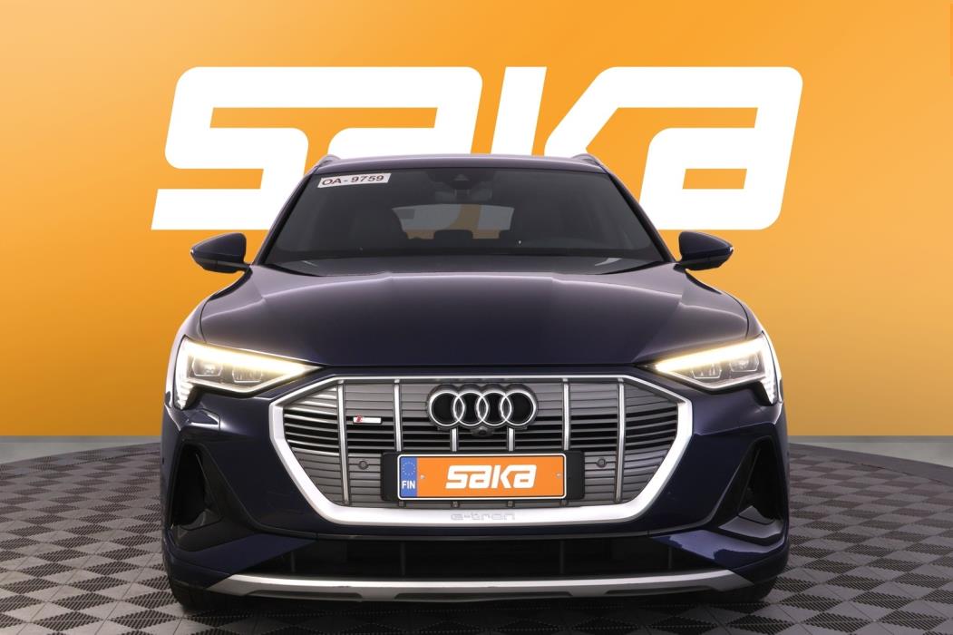 AUDI e-tron 2023