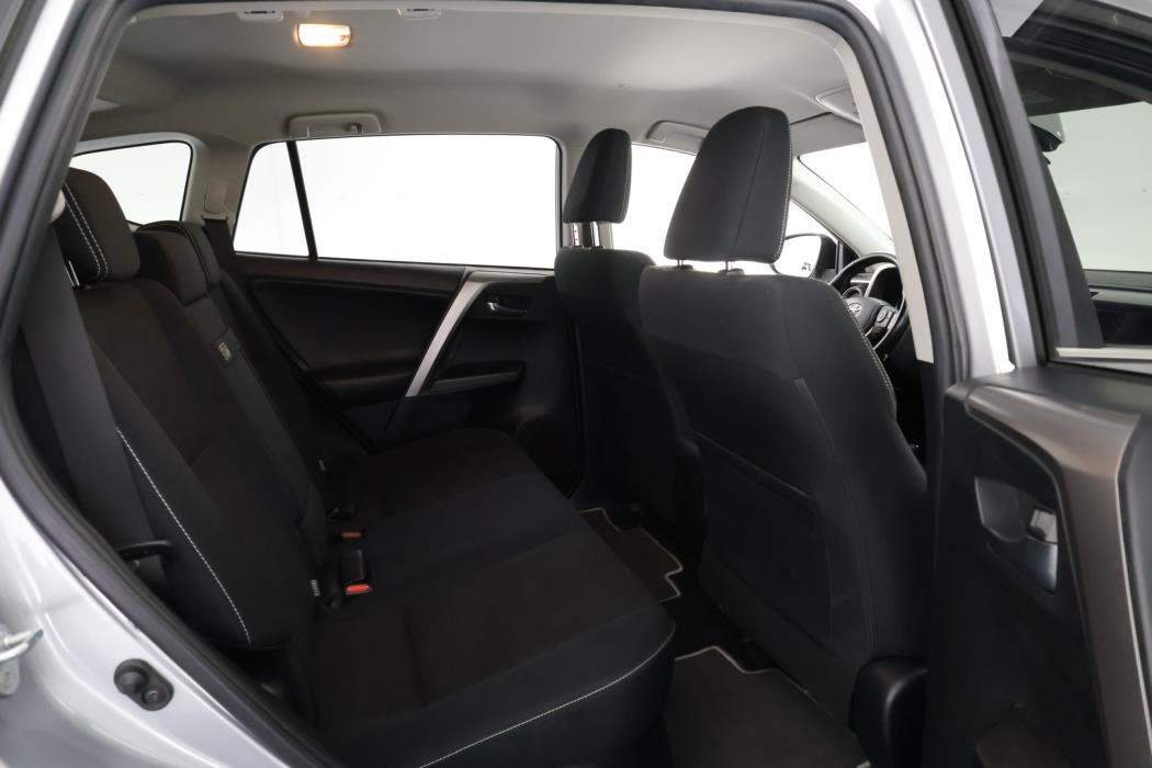 TOYOTA RAV4 2017
