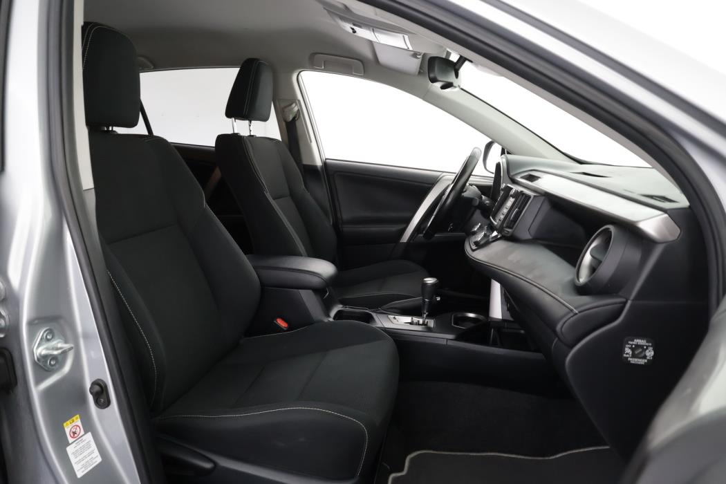 TOYOTA RAV4 2017